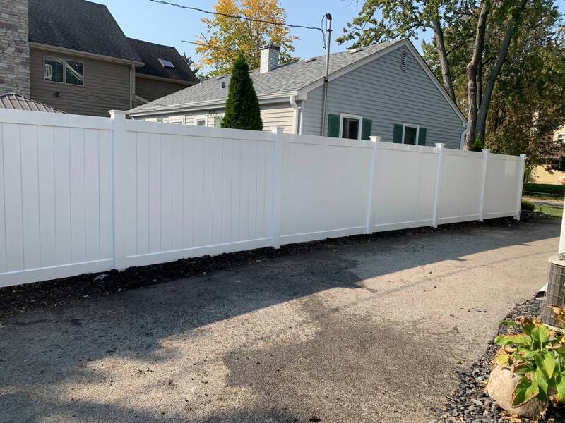 white vinyl privacy fence installation naperville